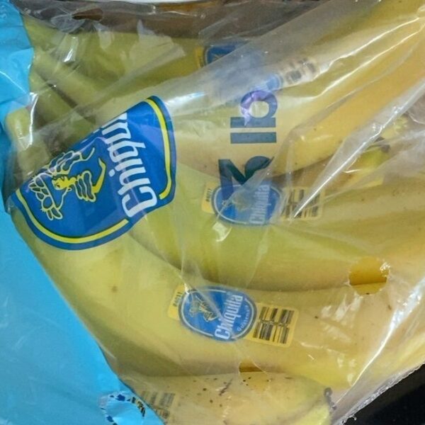 Chiquita Bananas Fresh 3 lb Bunch